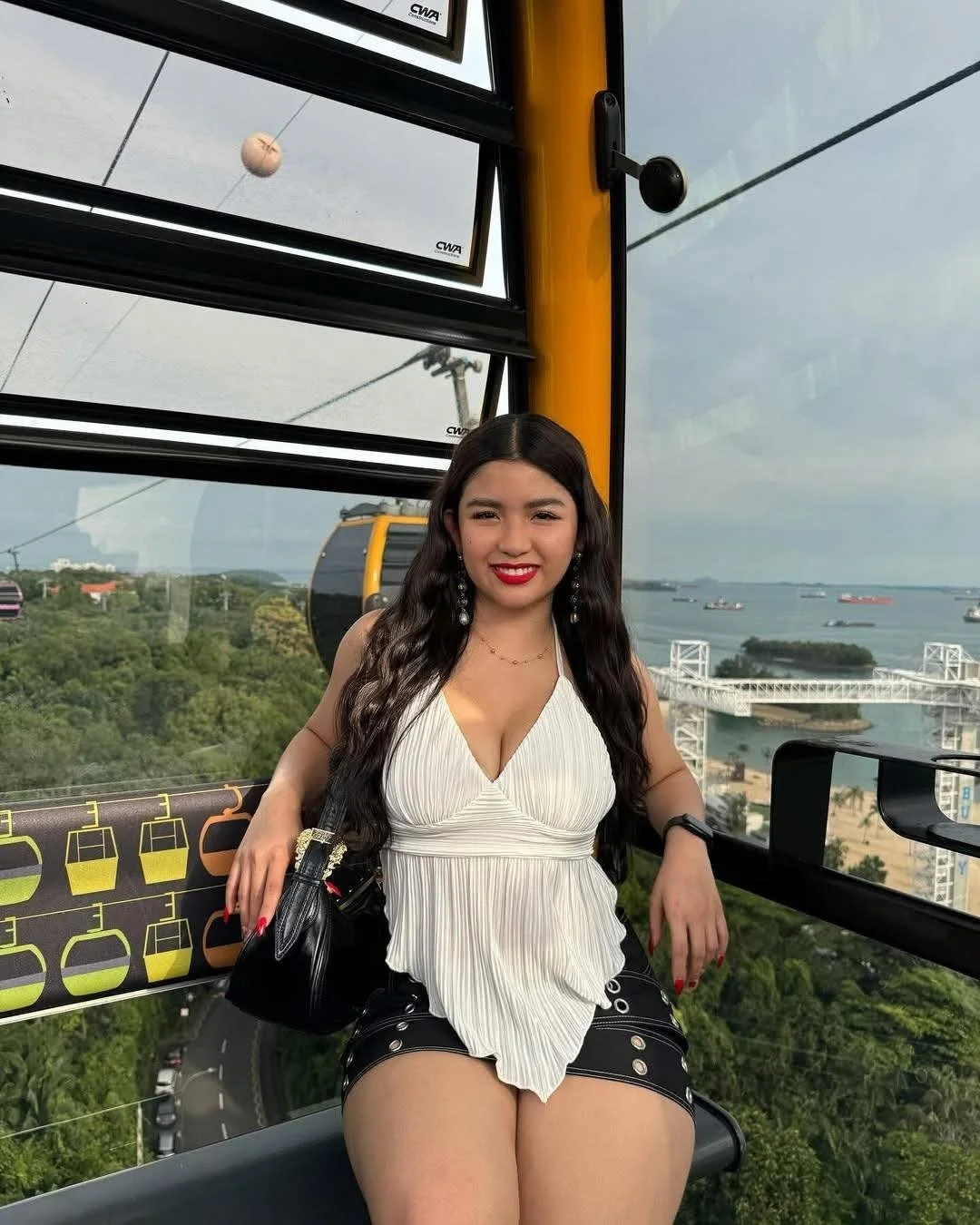 Beautiful Sexy Lady image 14