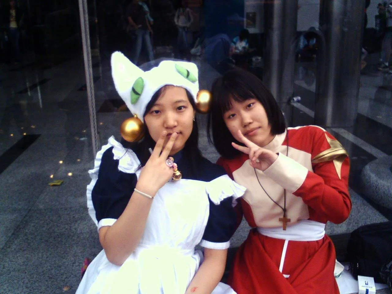 Korean cosplay club queen bee main image