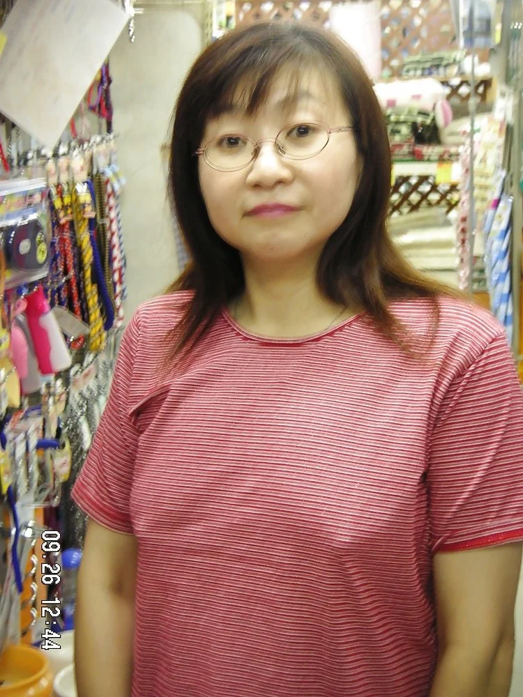 Japanese amateur milf 50 image 13