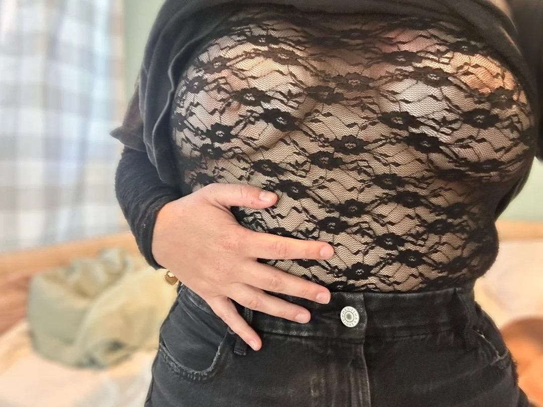 Lauren Thick Latina image 8