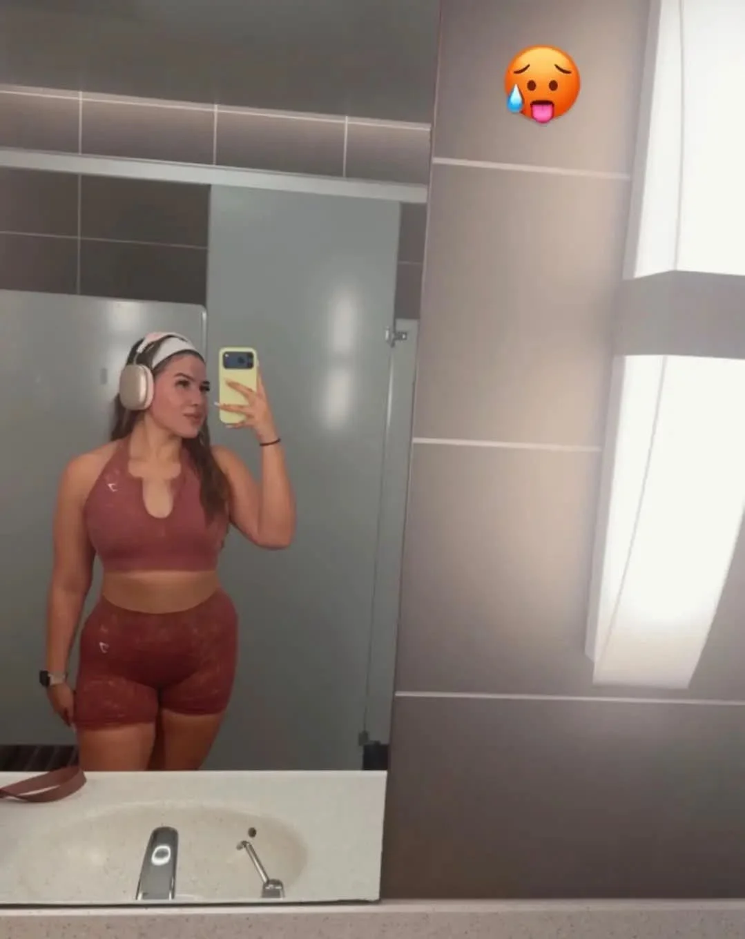 Dallas Latina slut, Kailyn (27) IRL image 17