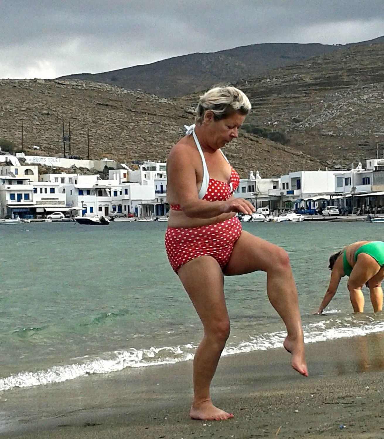 My fat and flabby thick mature body on public display image 14