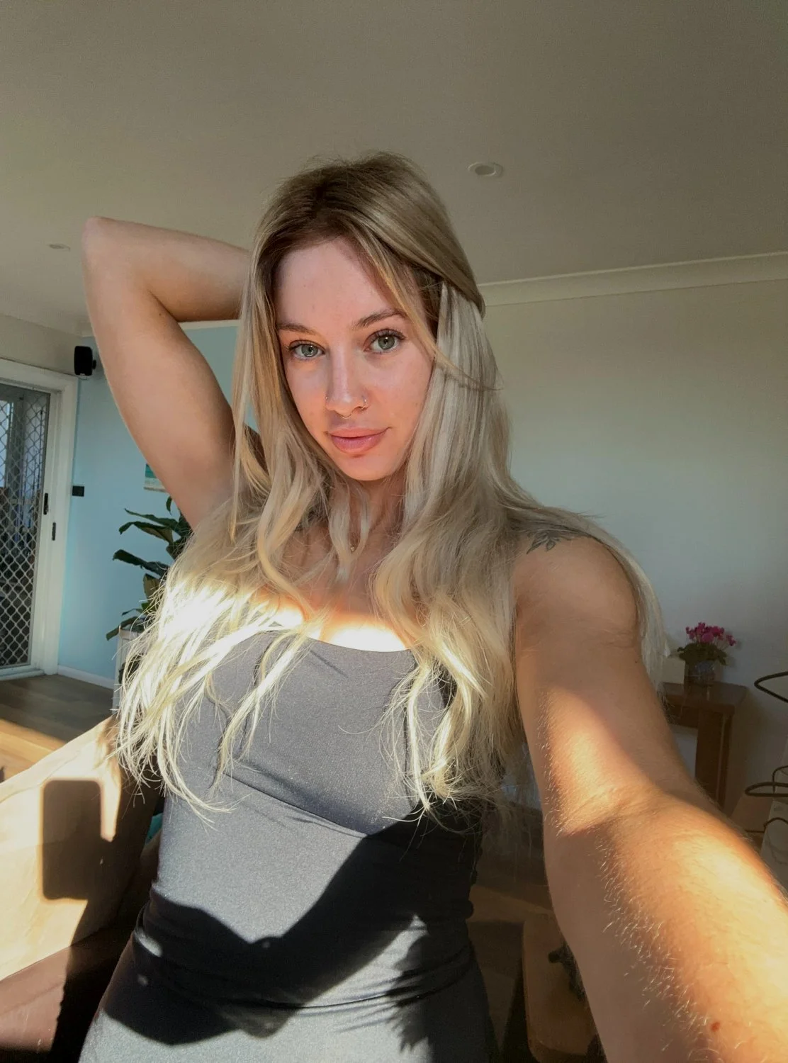 Sluts like me needs to be filled up with thick load too image 2