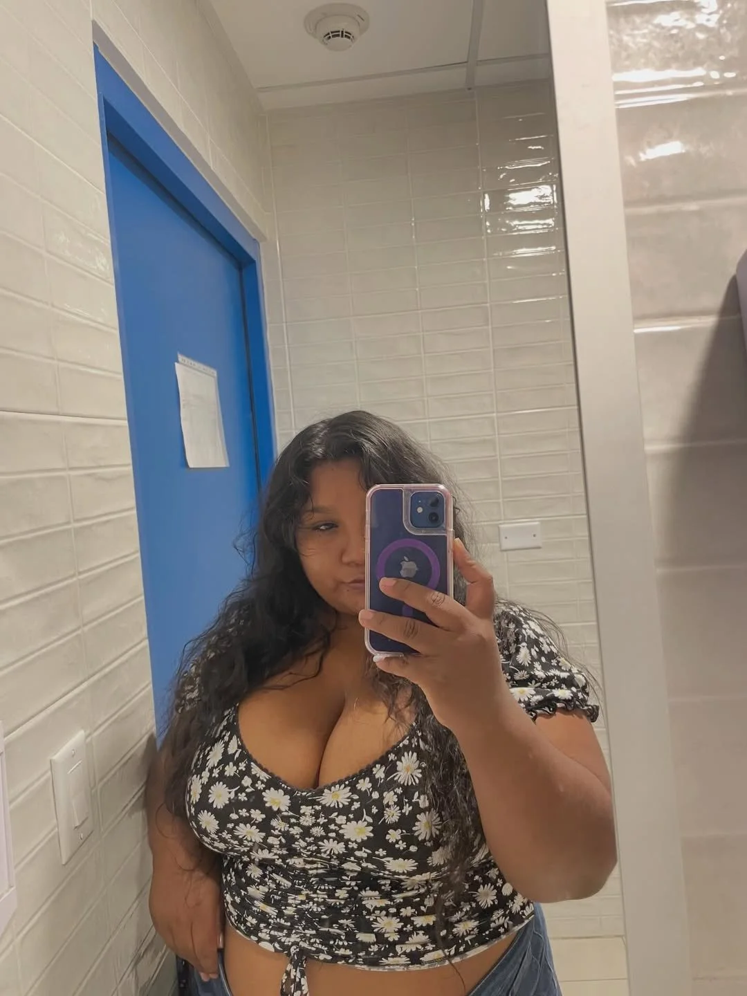 Kitty Curvyy Sexy image 16