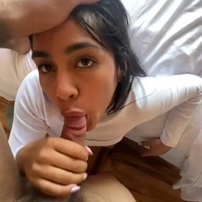 big booty girlfriend gets fucked on bed image 2