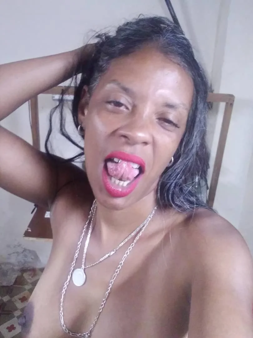 SU PUTA CUBANA AQUI DE NUEVO PARA QUE SE MASTURBEN TEMPRANO Y SAQUEN SU LECHITA CALIENTE BBS image 8