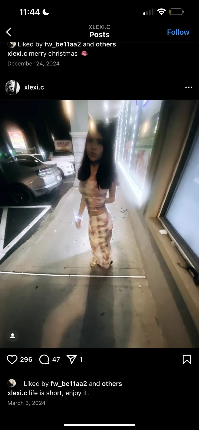 pretty teen with nice body main image
