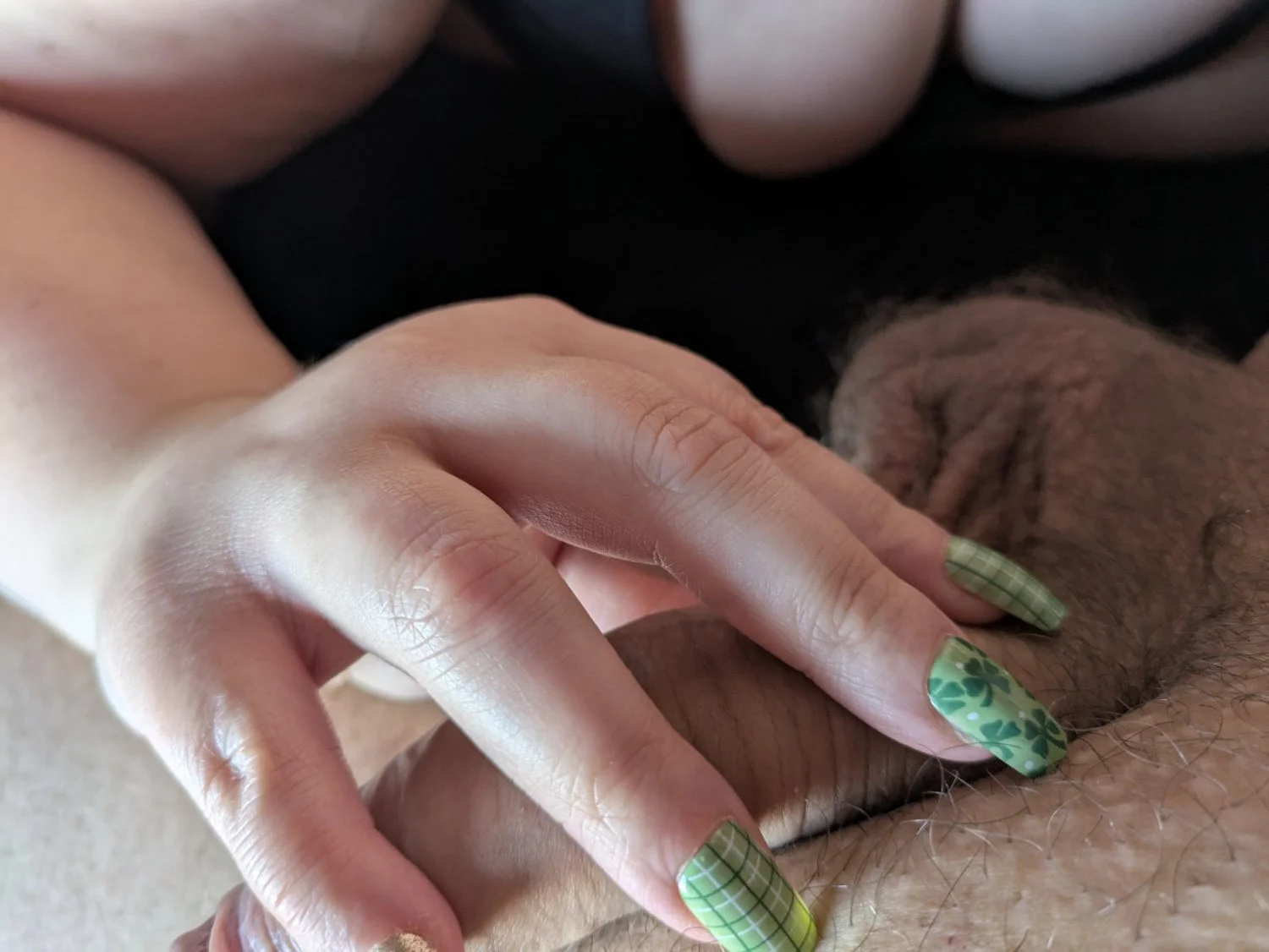 Cheating slut sending snaps to bf image 2