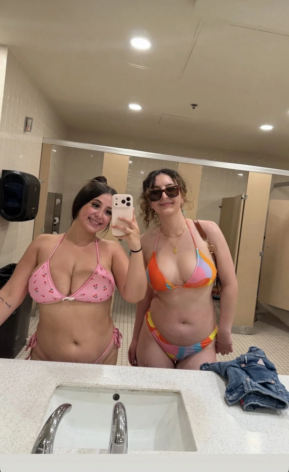 Joccccyyy is so busty image 17