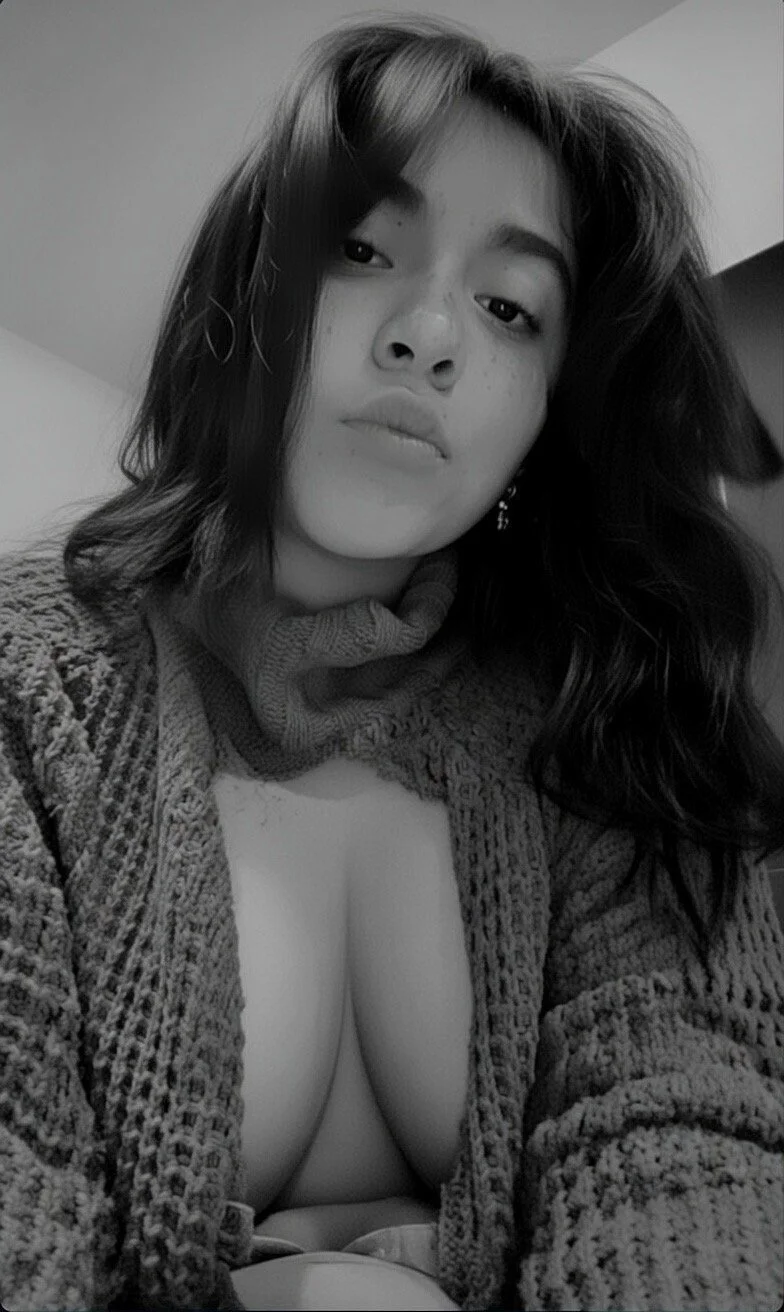 Putita tetona image 6