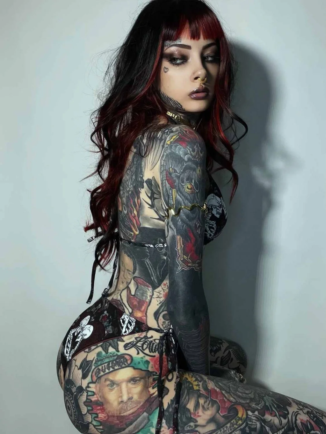 Gorgeous Heavily Tattooed Babe SFW 😇🙏 image 2