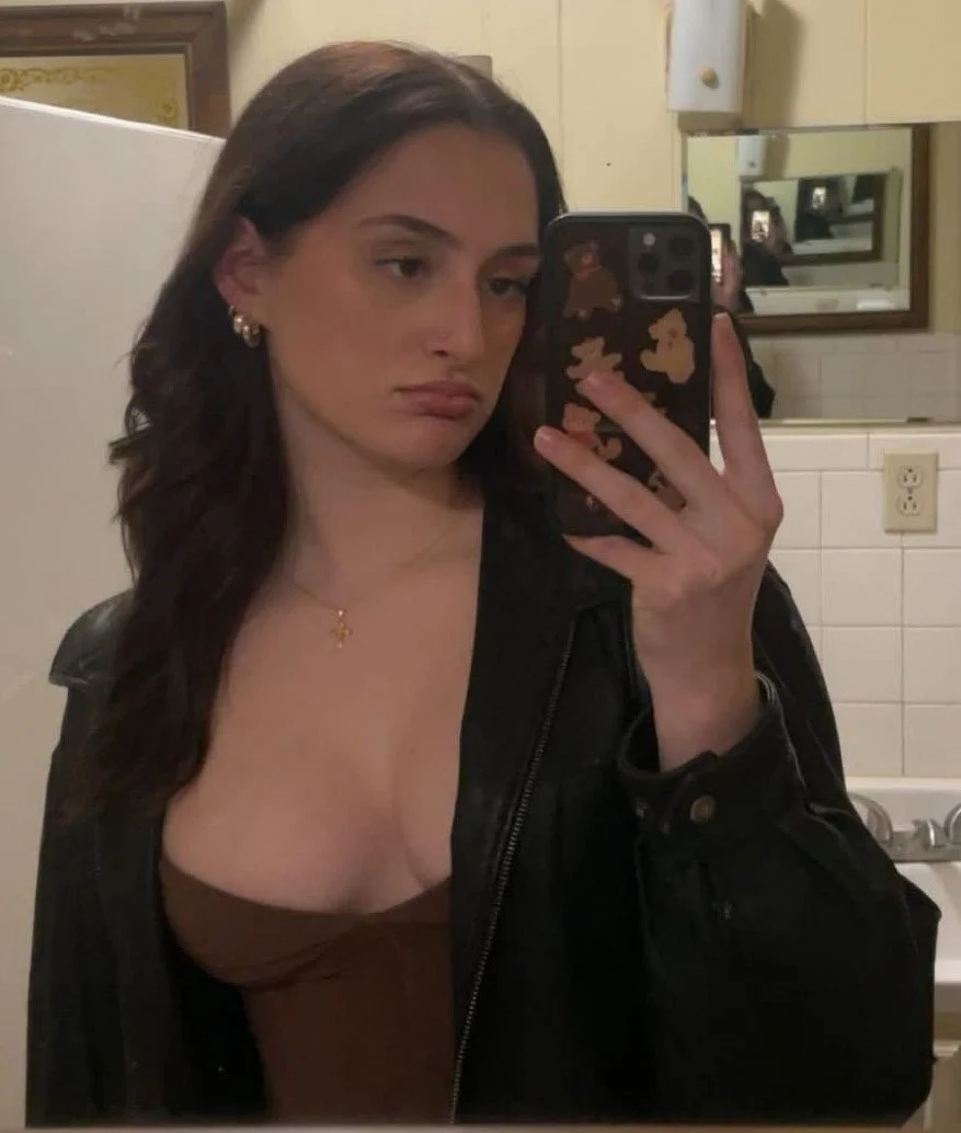 More of Ohio Influencer Bartender Pawg image 12