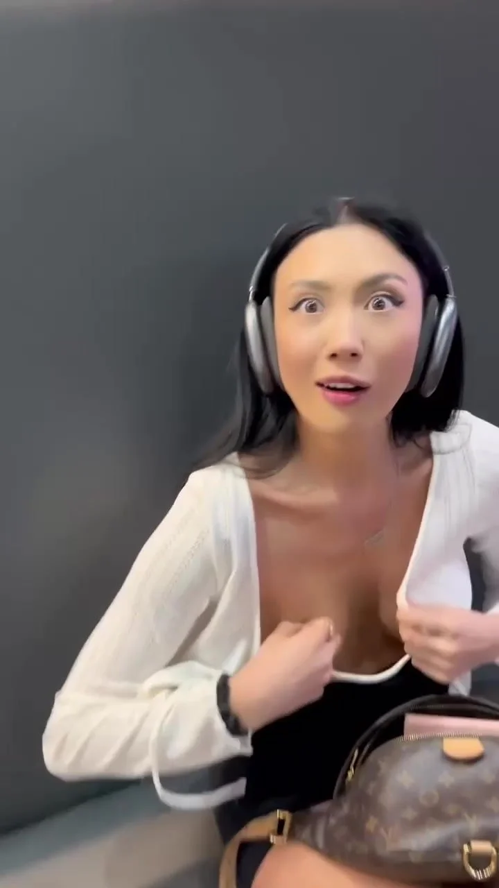 🔞 anal grinding moaning shaved huge naked eating slut main image