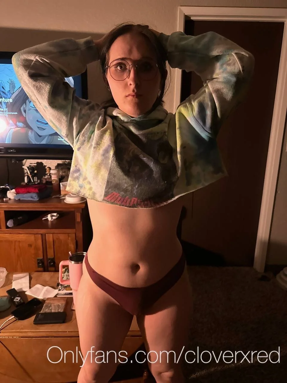 @CloverxRed being a good pet and showing of their amazing body while getting spanks image 5