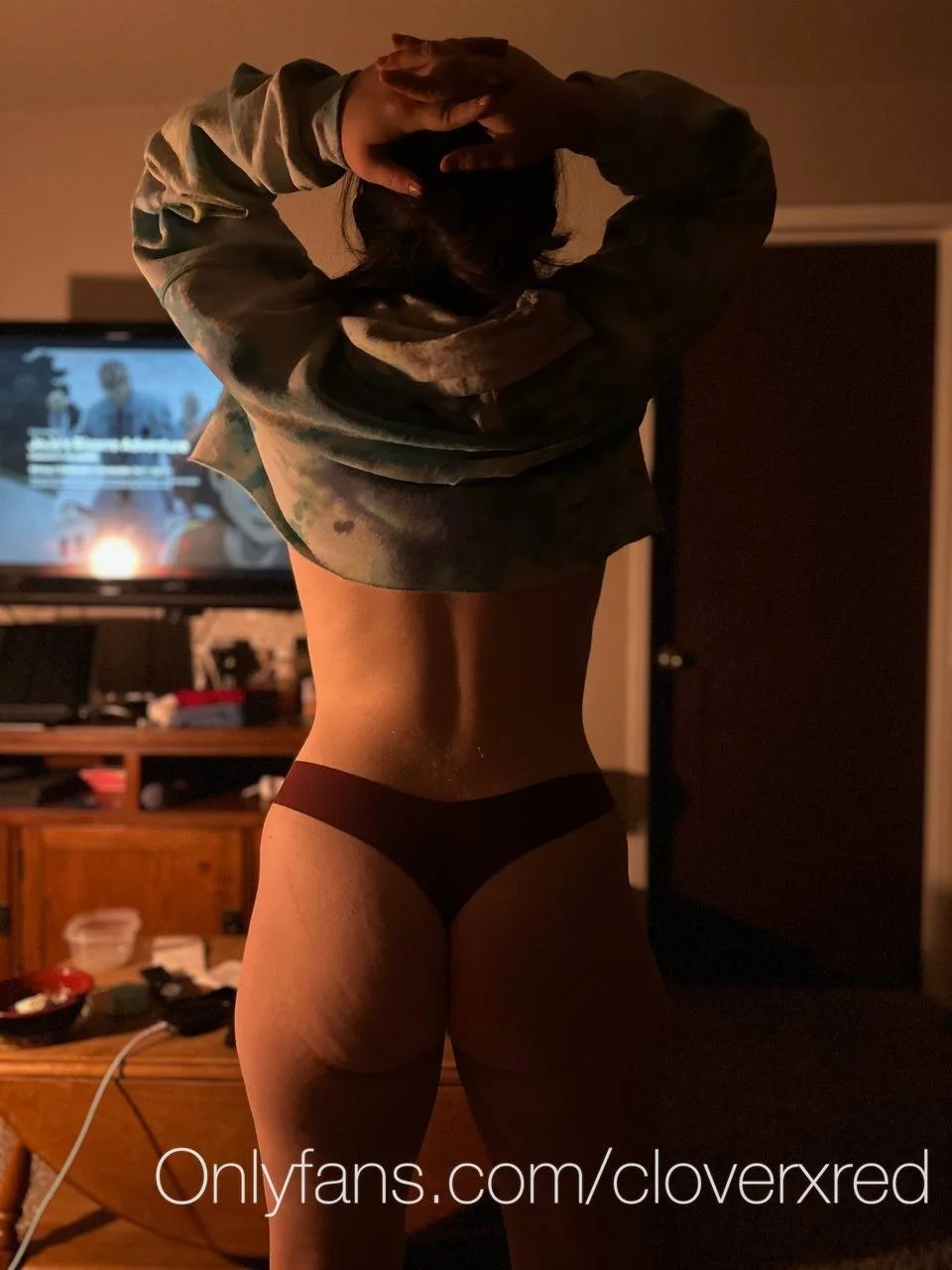 @CloverxRed being a good pet and showing of their amazing body while getting spanks image 6