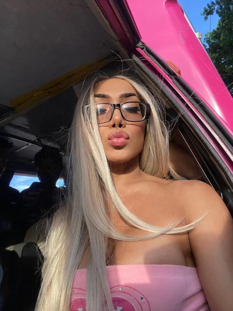 sexy Filipina trans image 12