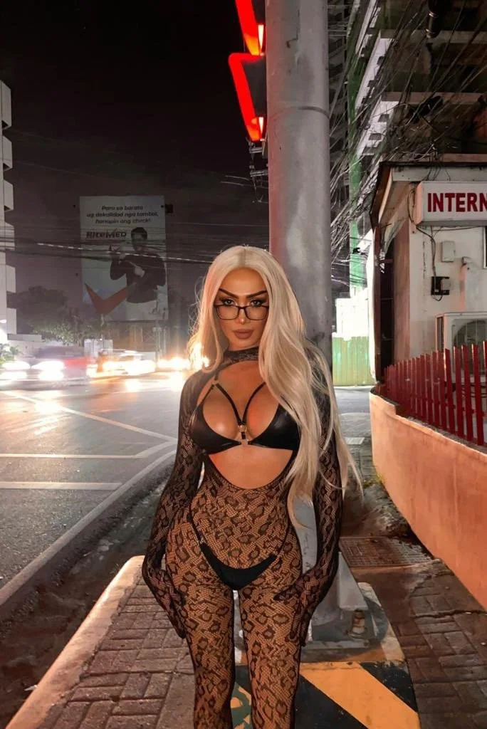 sexy Filipina trans image 25