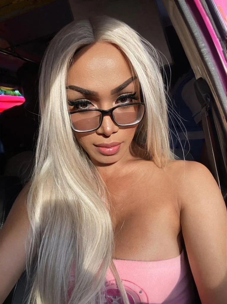 sexy Filipina trans image 8