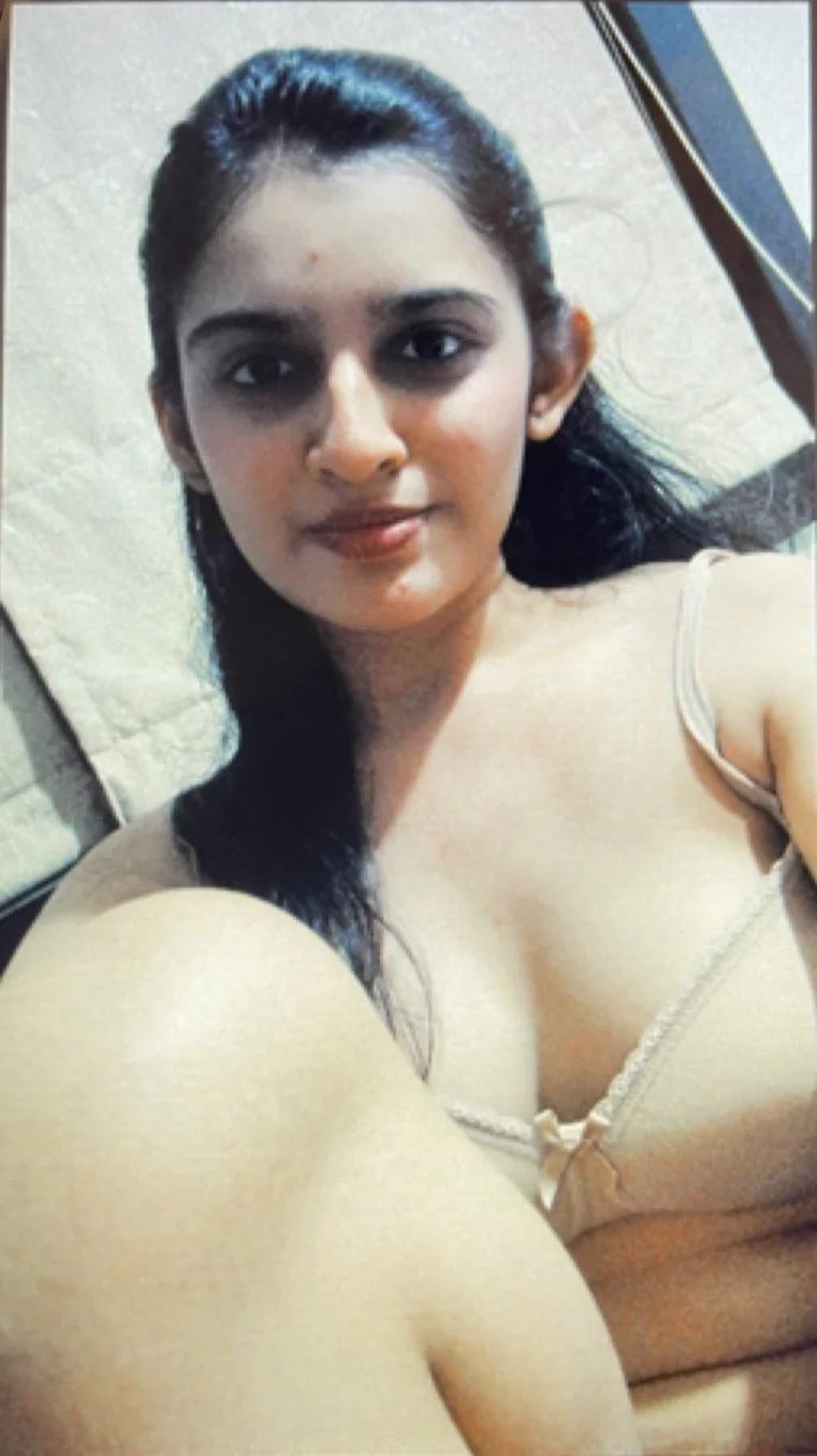 Indian cute bitch image 4