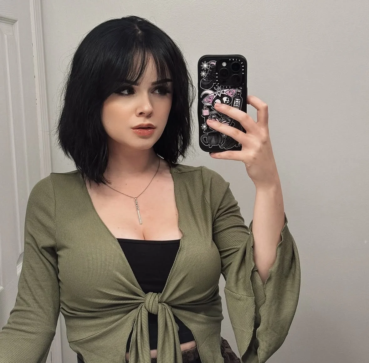 twitter egirl emo chrissy has giant tits image 10