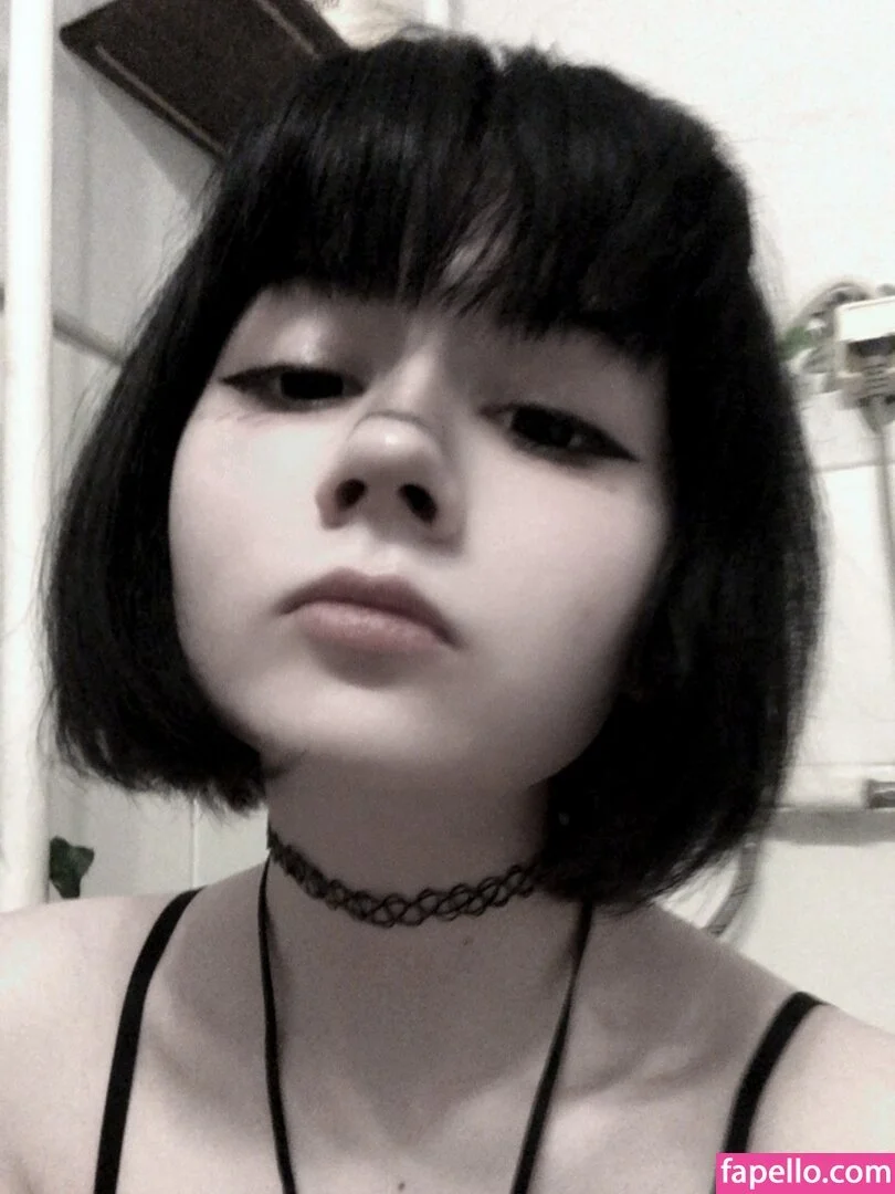 Little Goth Tgirl Stole My Heart 😇🙏 image 1