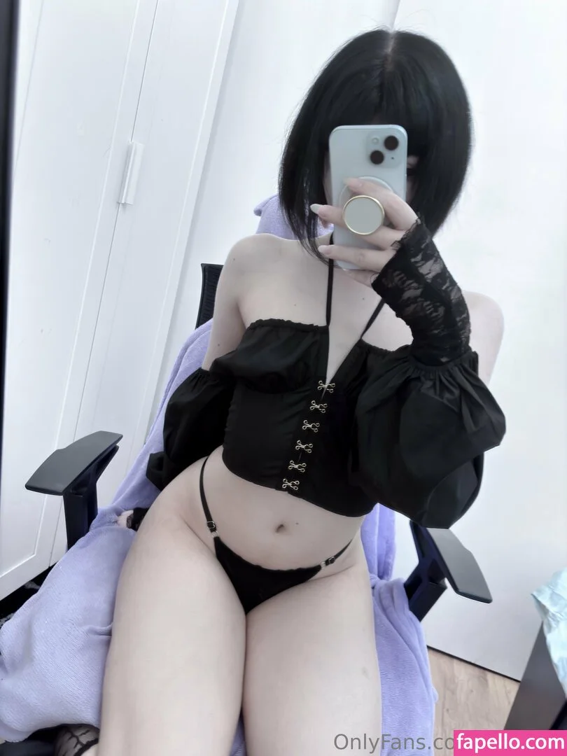 Little Goth Tgirl Stole My Heart 😇🙏 image 32