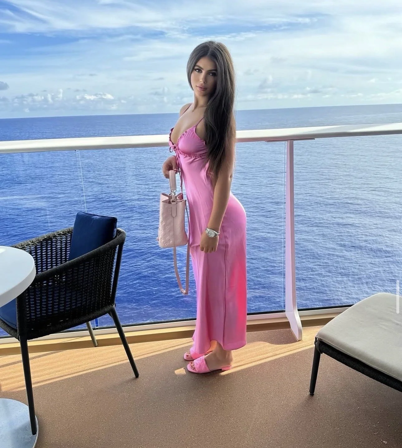 Florida slut Mandi lost in IRL game image 7