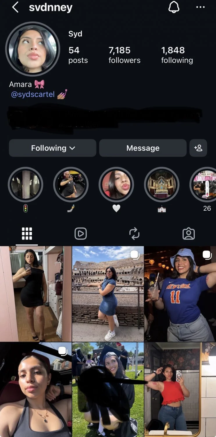 Hit her up for nudez image 7