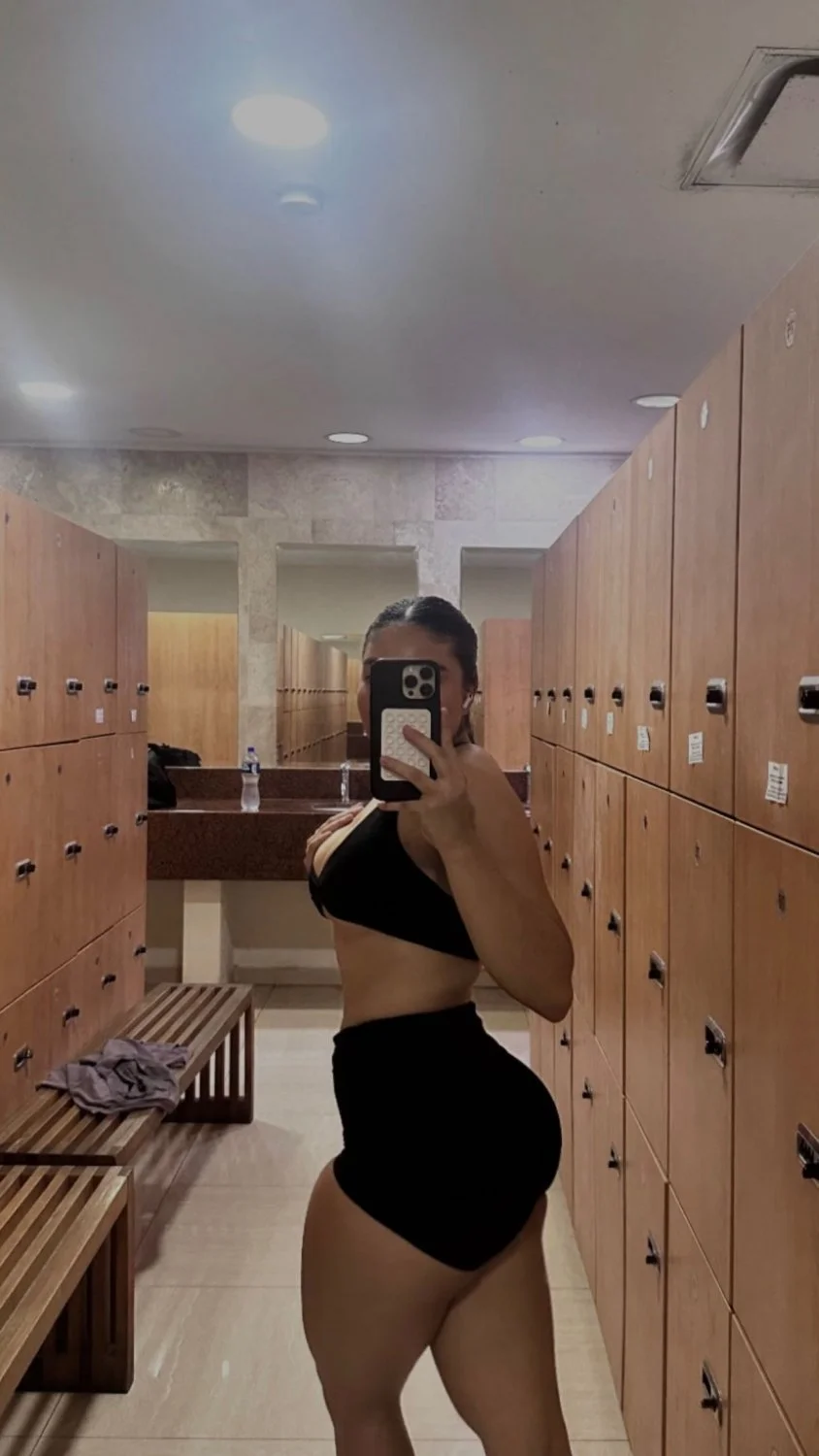 sexy 21 yrs old latina gym slut image 21