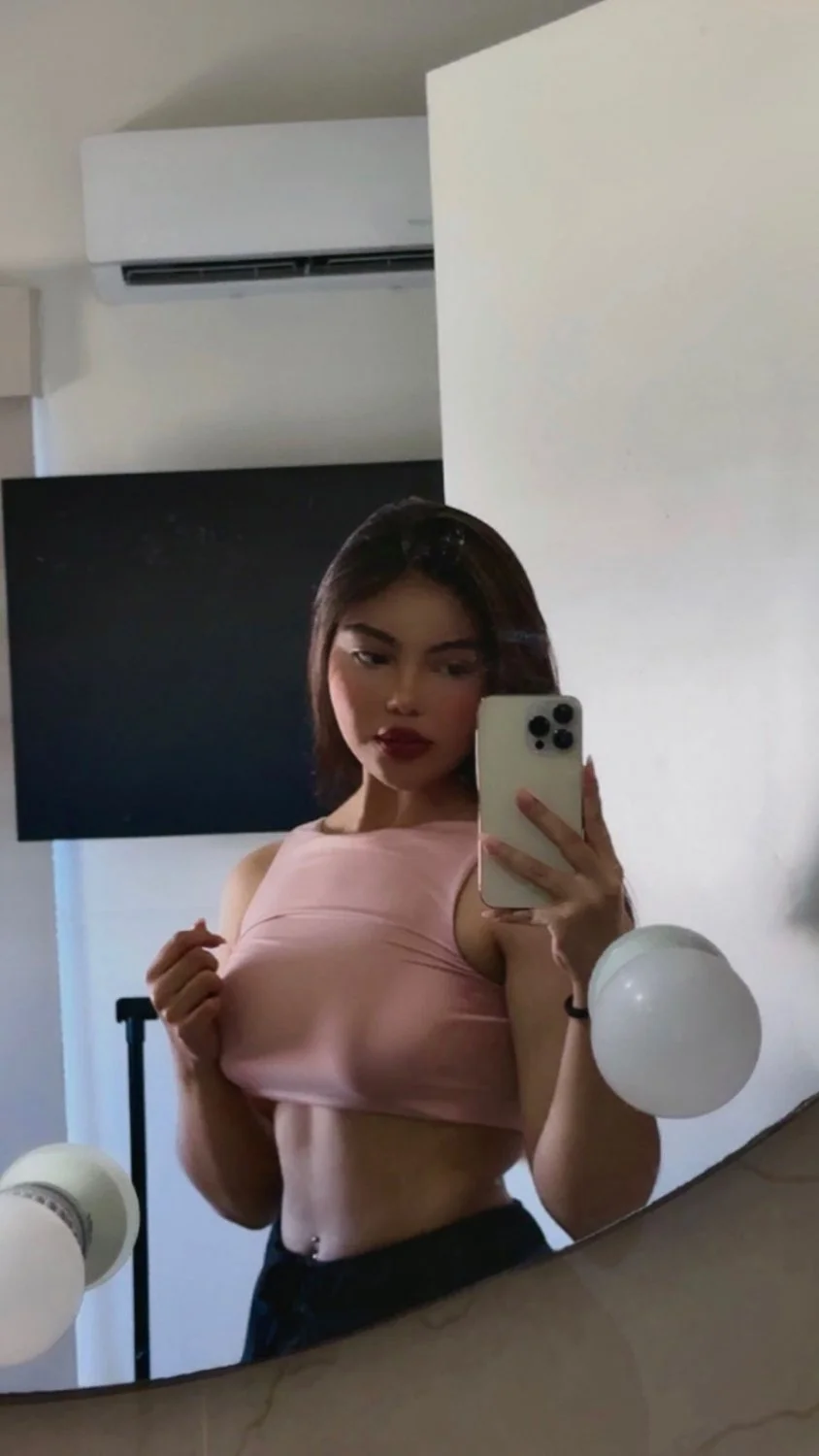 sexy 21 yrs old latina gym slut image 7