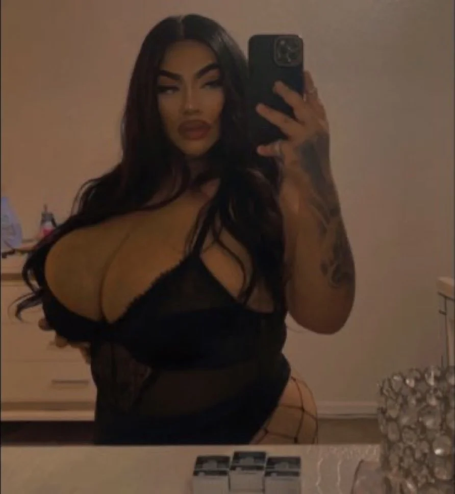 Desiree Ortiz image 19