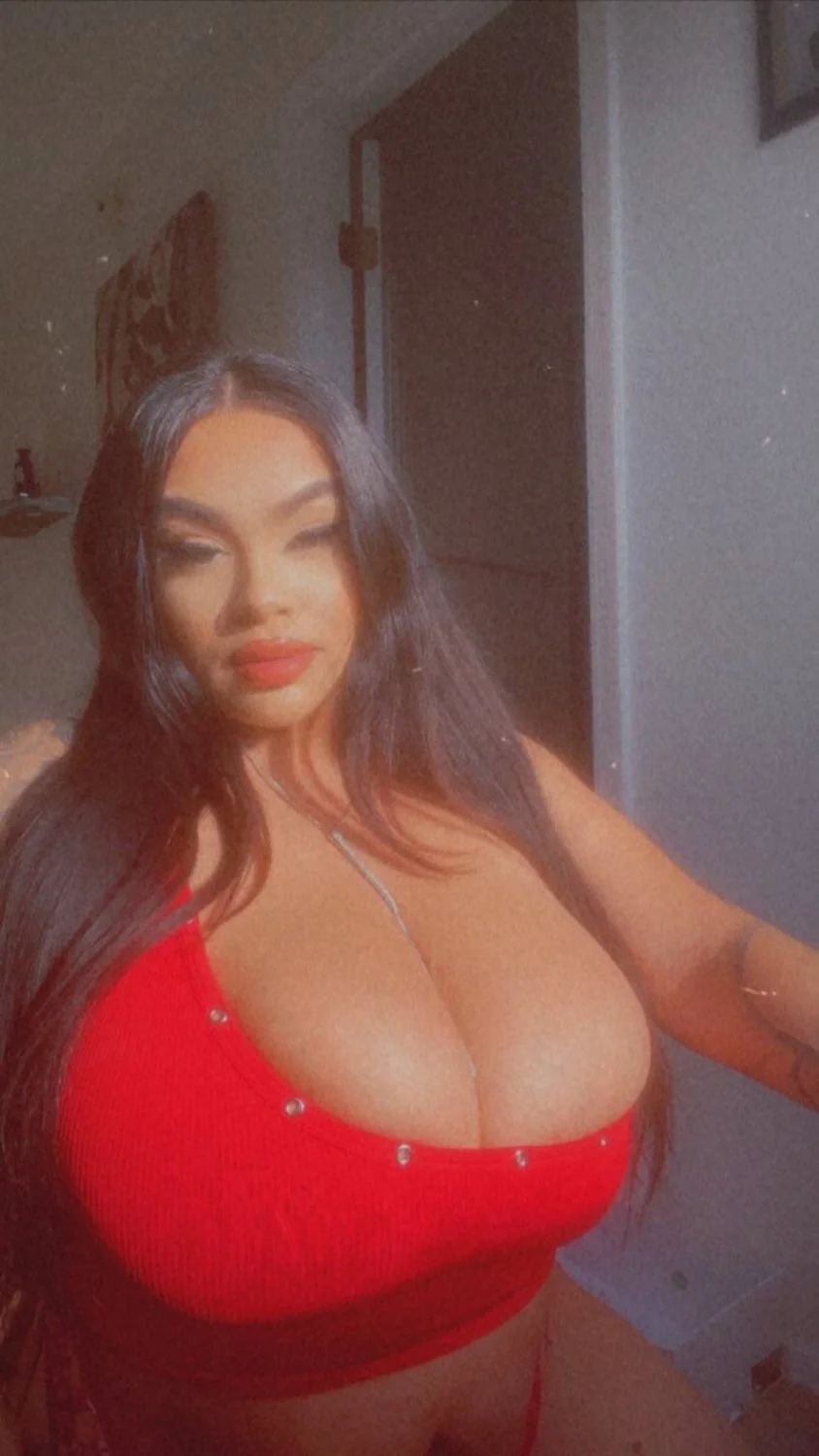 Desiree Ortiz image 3