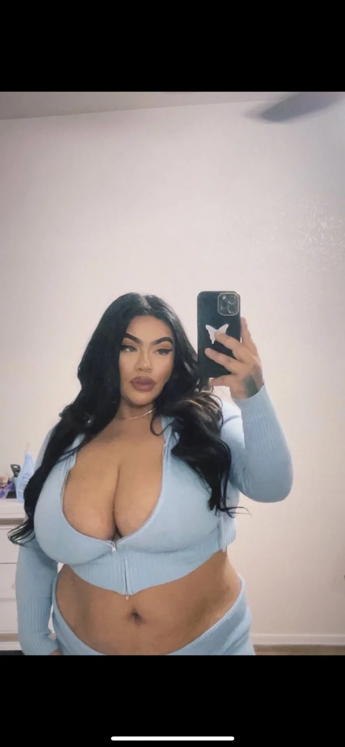 Desiree Ortiz image 33