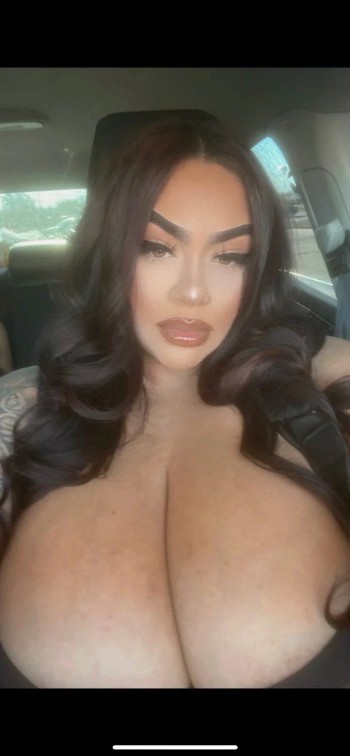 Desiree Ortiz image 40