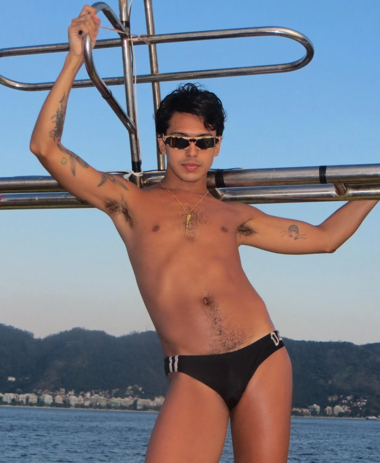 BRAZILIAN 🇧🇷 FEMBOYS DO IT BEST 🌈🍆🍑🍒👙💦💭 image 3