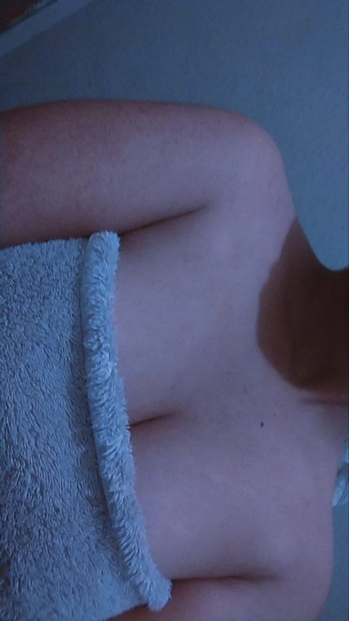 Amiga chichona image 3