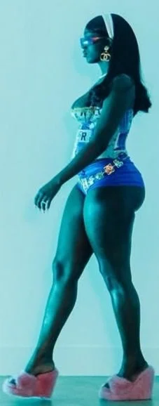 PBC Queen 🤎 image 2