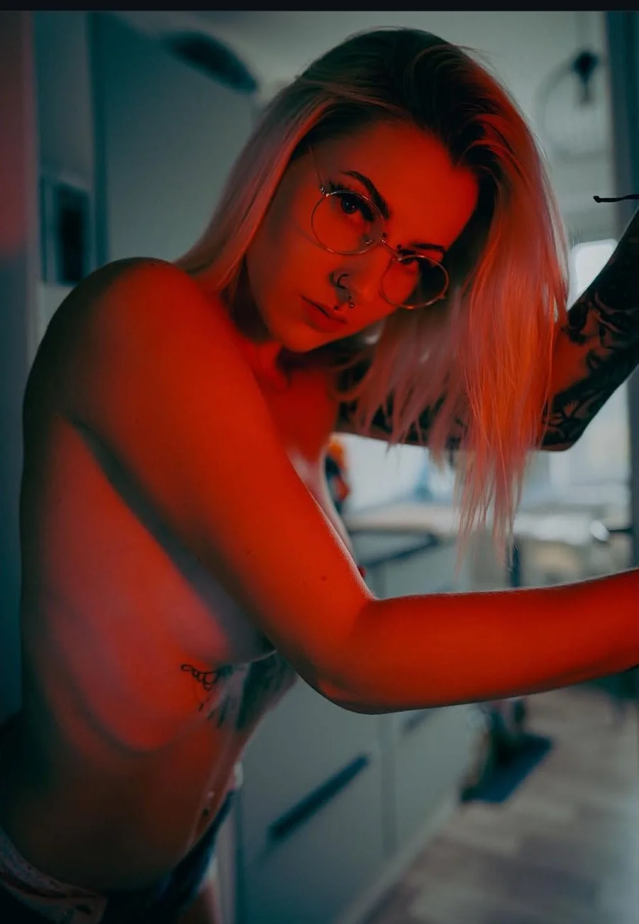 Nadine Boudoir image 17