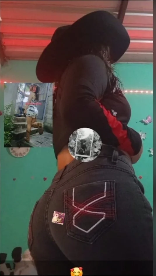 Perrita culona muestra sus nalgas en fotos e historias image 8