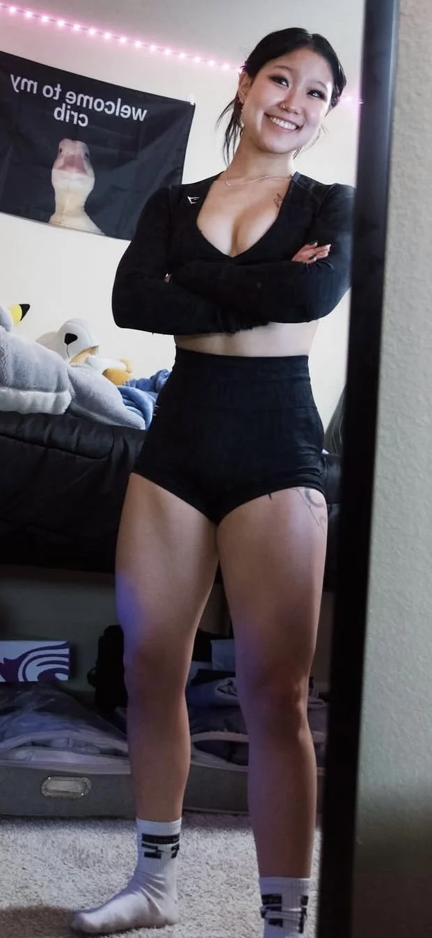 ABG gym girl image 22