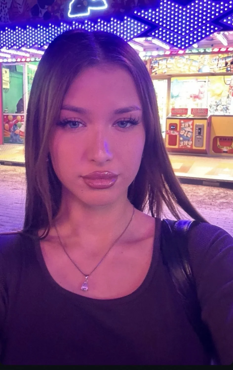 IRL geile russische schlampen image 8