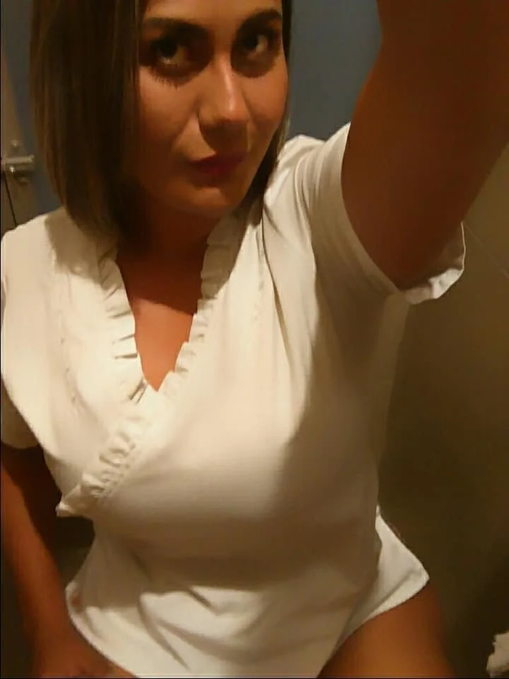Milf Karla image 3