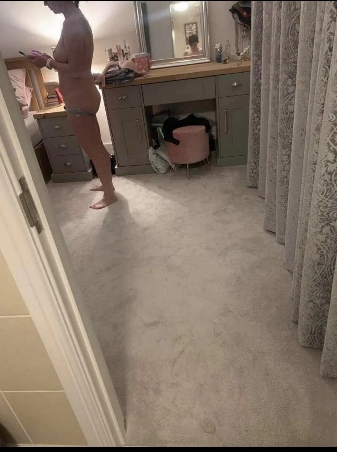 Paula - Someone's Milf Mom..!! (e) image 5