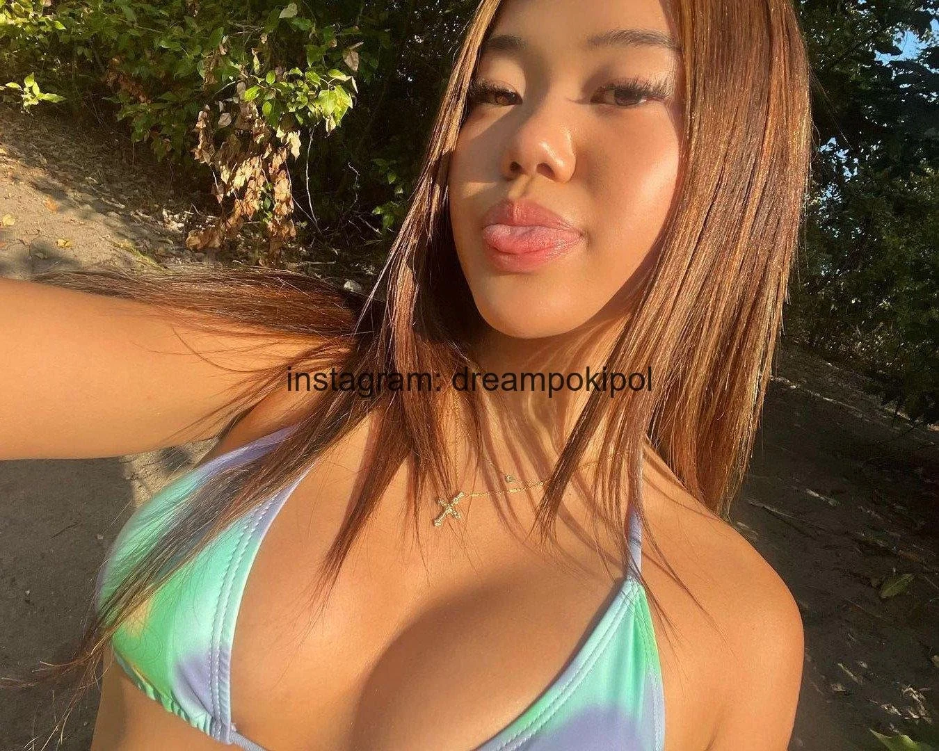 Petite Asian leak model cute gamer image 6