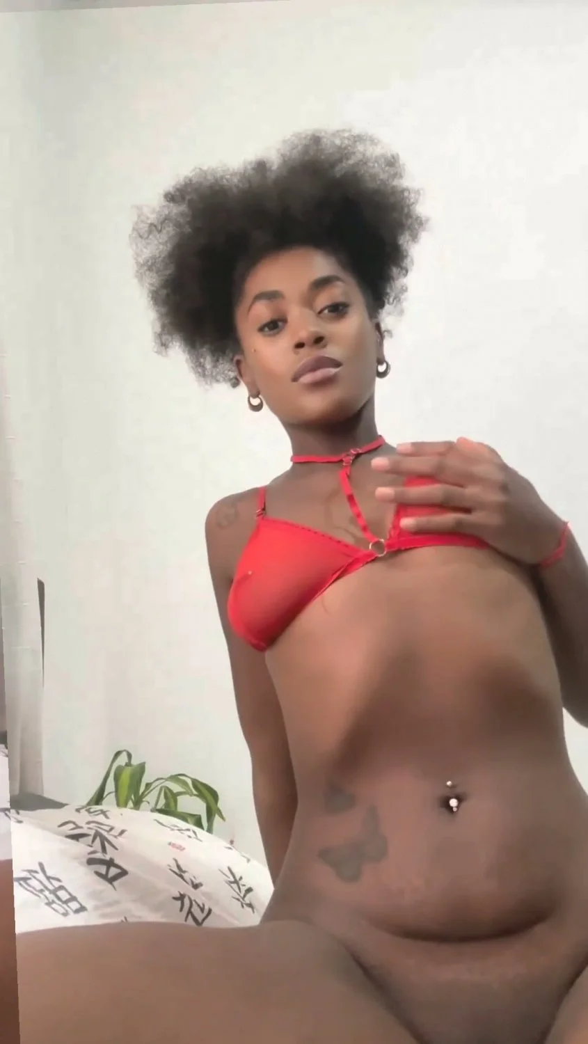 Gorgeous17 image 2