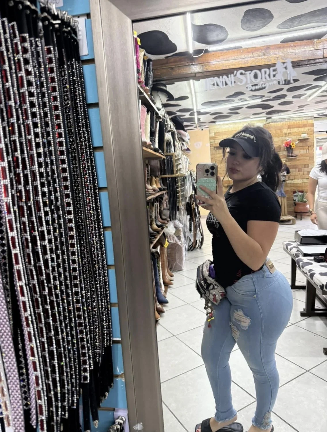 Sexy Latina p9 image 5