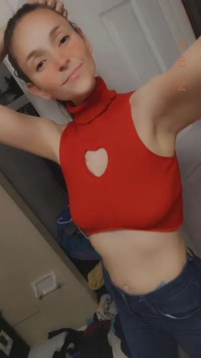 American Slutwife Bella Leaked cover image