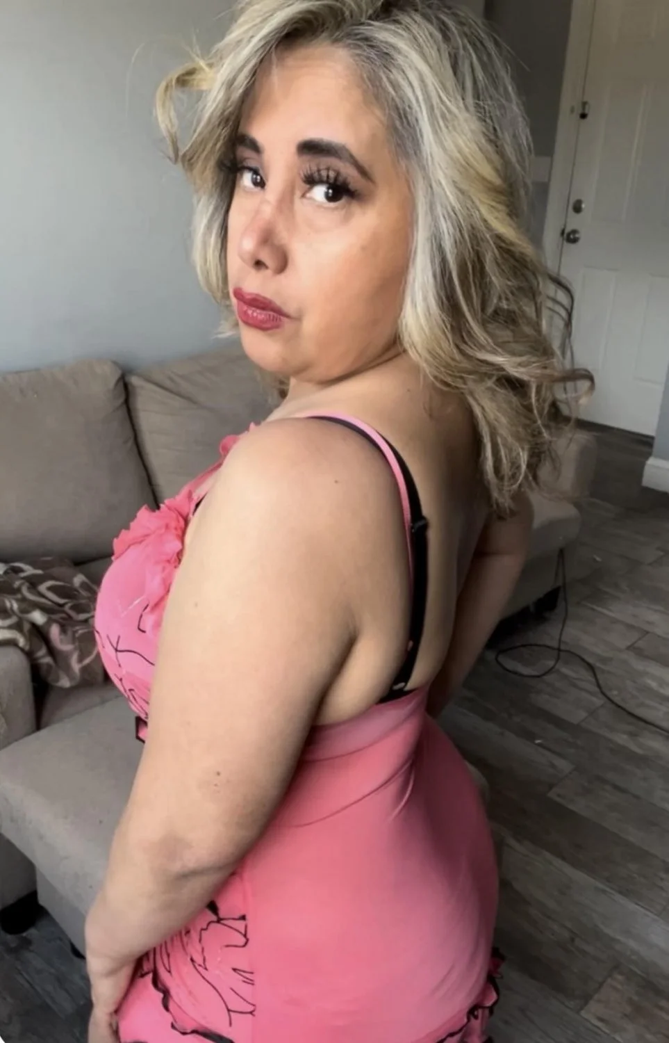 Nadia Gerwell Sexy Milf image 3