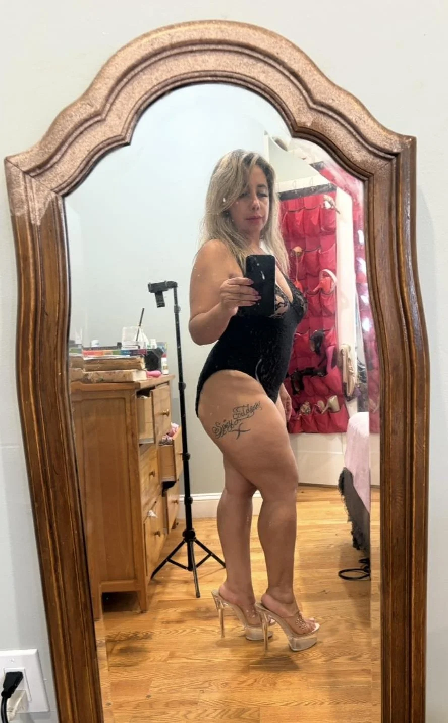 Nadia Gerwell Sexy Milf image 9