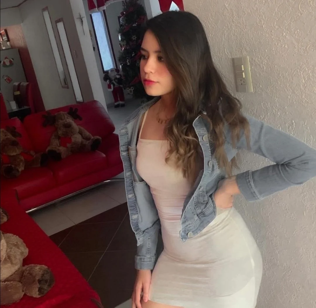 Aporte de seguidor, linda puta 🤤💦 image 3